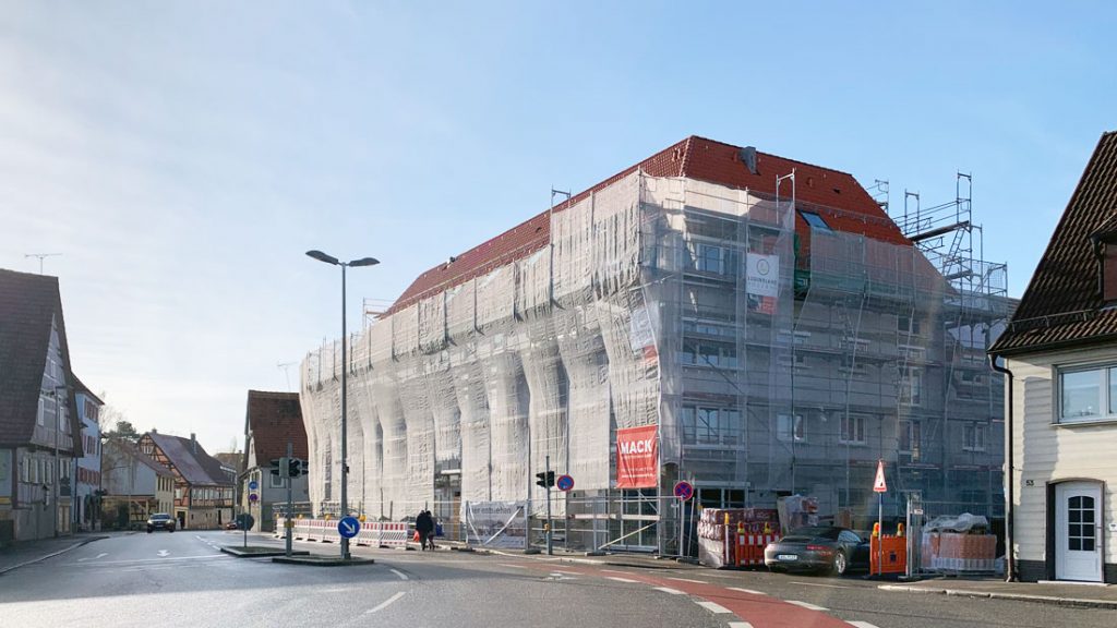 Noch verpackt: Wohn- und Gewerbebau in Sindelfingen fast fertig